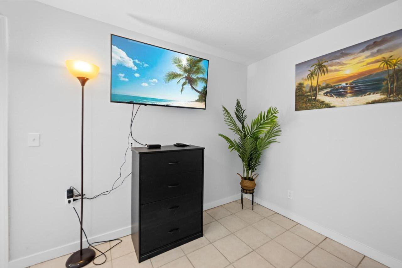 2 Bed Cottage With Pool, Close To Beach! Bbq Grills & Patio Fort Myers Ngoại thất bức ảnh